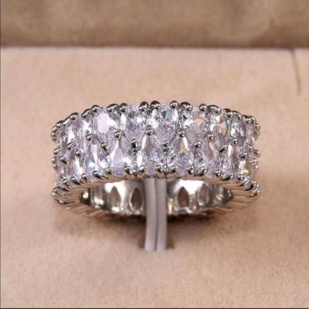 NEW 925 STERLING SILVER ETERNITY DIAMOND RING, CUTE RING, SHINY RING. - Picture 8 of 8